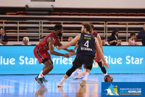 Fenerbahçe - Olimpia Milano (81 - 76)