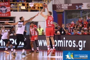 Olympiacos Piraeus - Virtus Bologna (78 - 66)