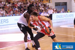 Olympiacos Piraeus - Virtus Bologna (78 - 66)