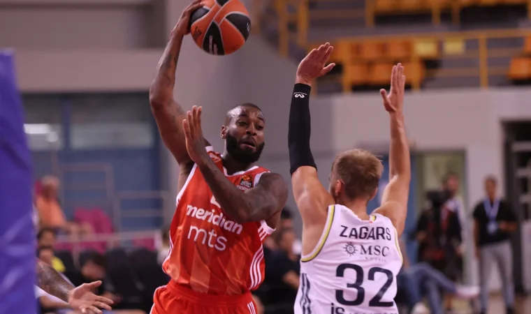 Fenerbahçe – Crvena Zvezda Belgrade (67 – 77)