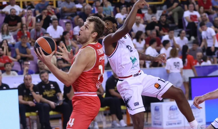 Olympiacos – Armani Milano (76 – 71)