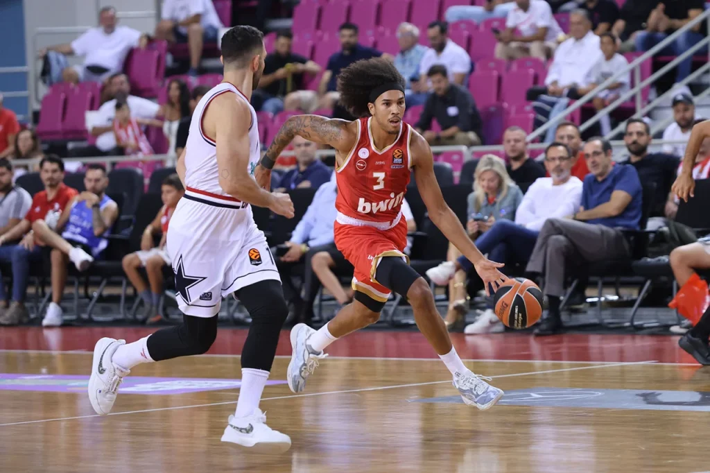 Olympiacos - Armani Milano (76 - 71)